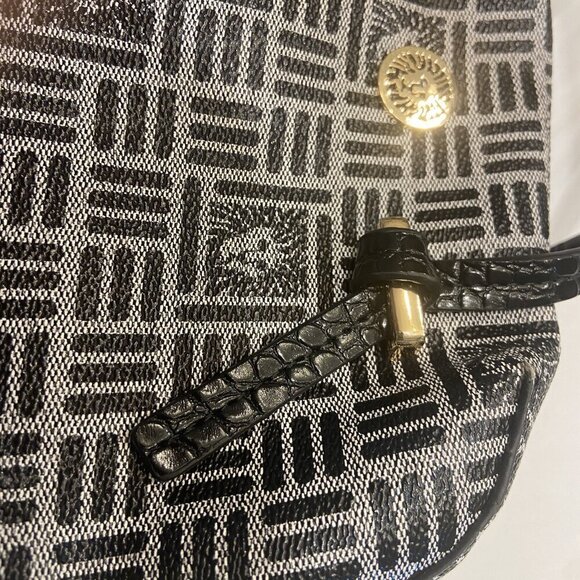 Anne Klein Small Rectangular Handbag - Picture 4 of 6